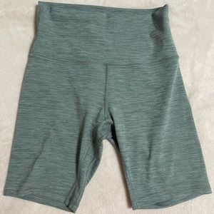 Lululemon Wunder Train Biker Shorts 6’